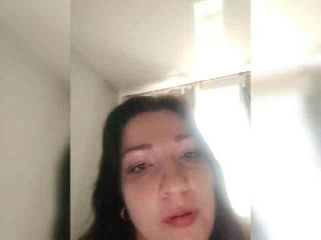 KacklovePussi live webcam preview
