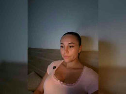 QWEENII past broadcast snapshot