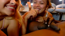 petitestrawberry18 past broadcast snapshot