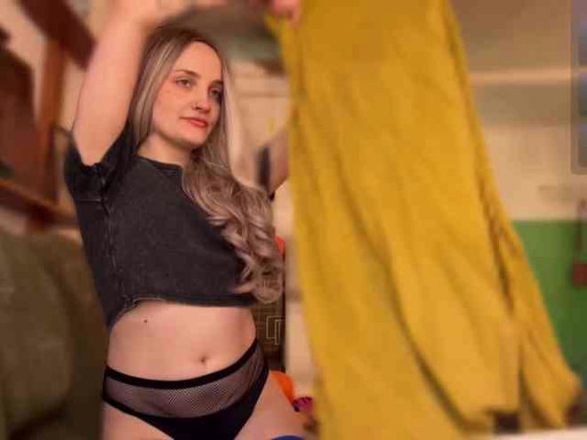 sweetiemira live webcam preview