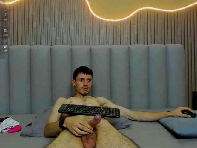 lauracamilo live webcam preview