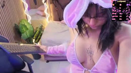 sweet1_tay past broadcast snapshot