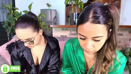 jules_n_gia past broadcast snapshot