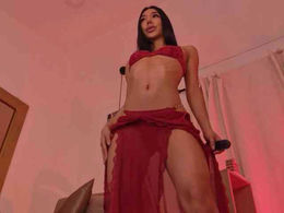 IsabellaLux- past broadcast snapshot