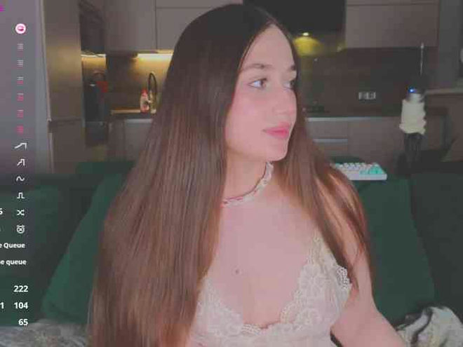 AliceMur live webcam preview