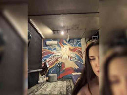 -Your-Michelle- past broadcast snapshot