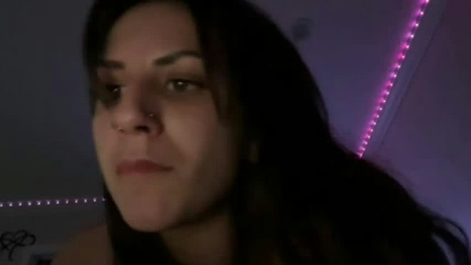 carlydarling live webcam preview
