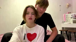 romanticduet_ past broadcast snapshot