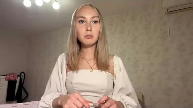 lovellasnow live webcam preview