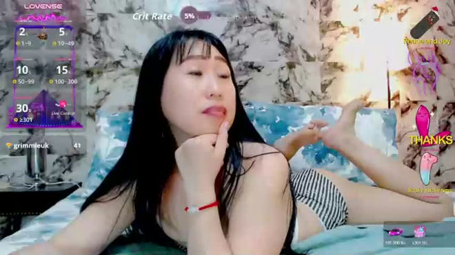 slutty_asian live webcam preview