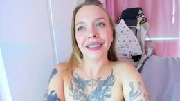 couple_tatts past broadcast snapshot