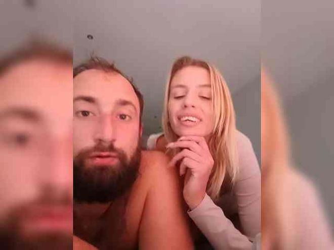 Sexylovers12 live webcam preview