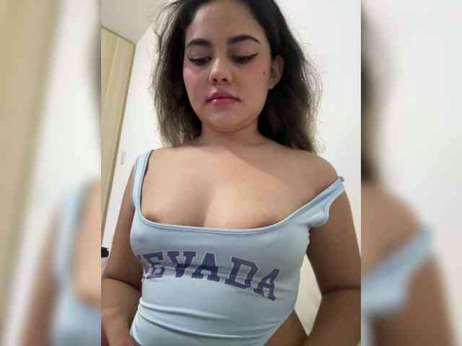 LiaBahamon live webcam preview