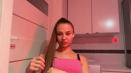lolakisss past broadcast snapshot