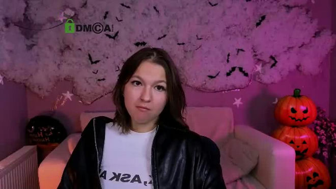 liana_best live webcam preview