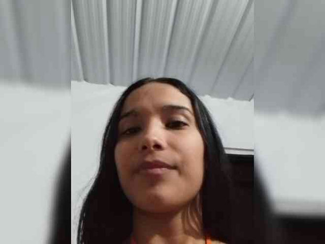 Zharithjulian03 live webcam preview