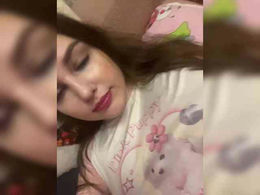 Hotgirl69-1 past broadcast snapshot