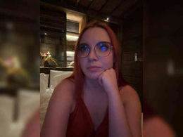 YourDreamWoman past broadcast snapshot