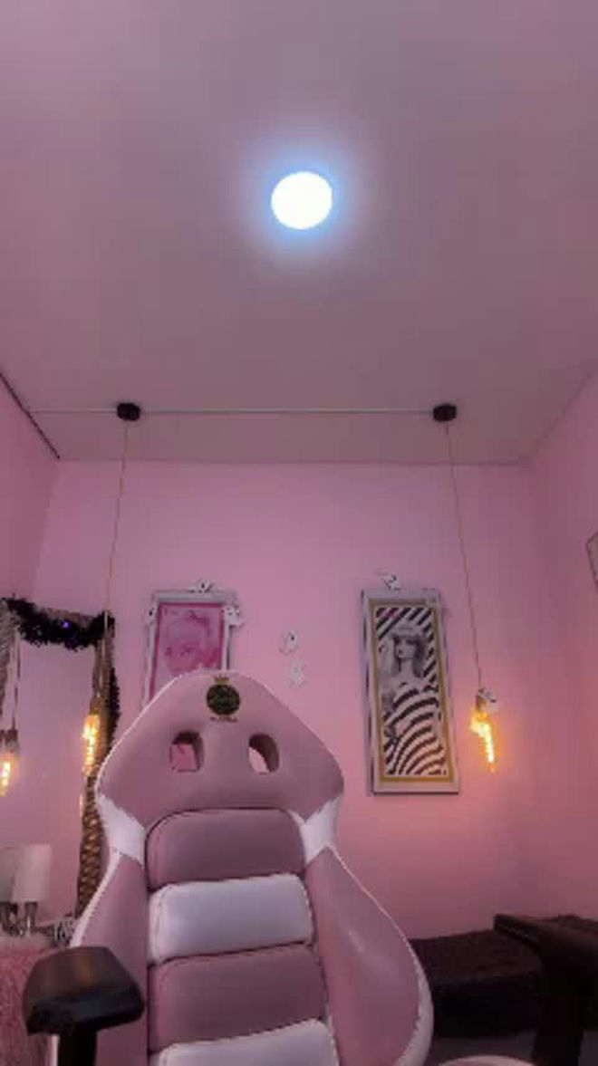isabella_mendez_1 live webcam preview