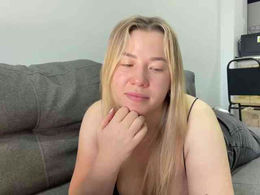 AlyraSun past broadcast snapshot