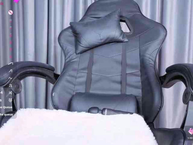 AyaseMomoxoxo live webcam preview