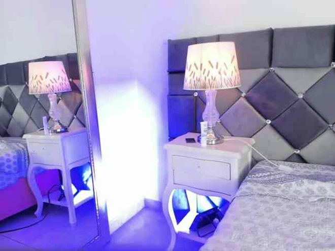 XXXiomara live webcam preview