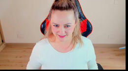 _madamemature_ past broadcast snapshot