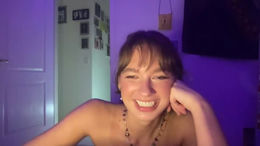 izzyxoxo8 past broadcast snapshot