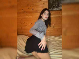Emilyy19 past broadcast snapshot