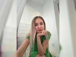 Leila1313 past broadcast snapshot