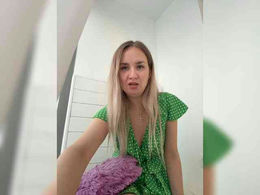 Leila1313 past broadcast snapshot