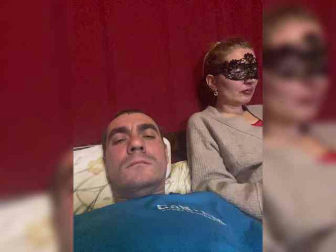 Adultsonlynj06 live webcam preview