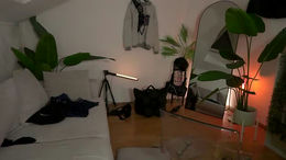 lisa_schiele past broadcast snapshot