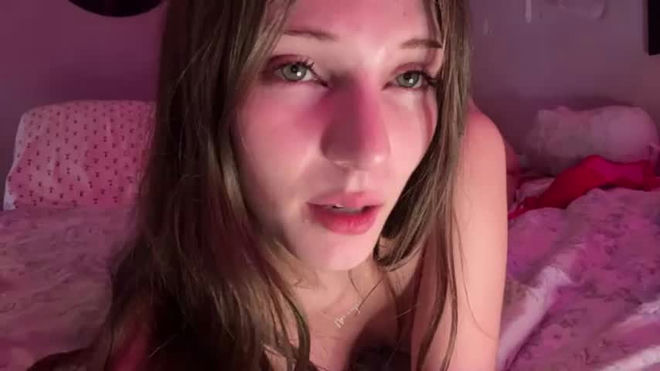 may_is_baby live webcam preview