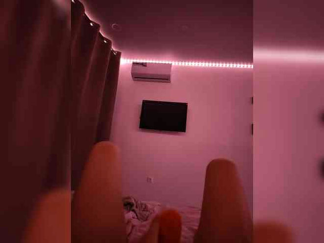 Kotenok-10is10 live webcam preview