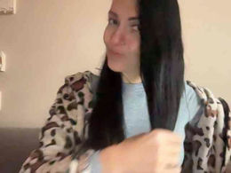 elena1983 past broadcast snapshot