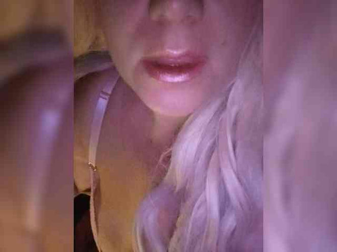 Aphrodite666 live webcam preview