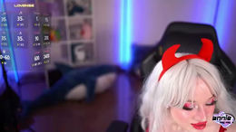 annie_may_may past broadcast snapshot