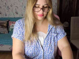 AvaQueen past broadcast snapshot