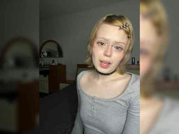 AliceAndMia past broadcast snapshot
