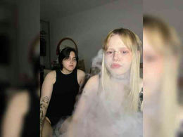 AliceAndMia past broadcast snapshot