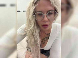 HotDesire past broadcast snapshot