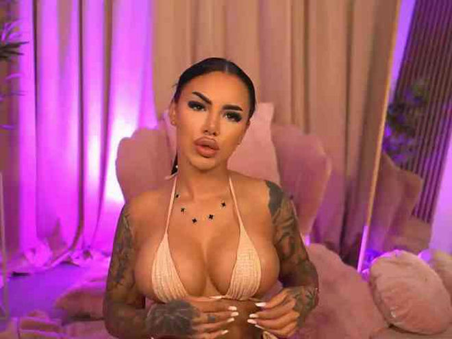 JessyFoxy live webcam preview