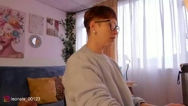 cuddlingbunnny live webcam preview