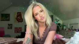 bella_christian past broadcast snapshot