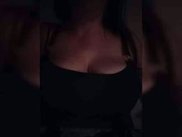 LunaBella1 past broadcast snapshot