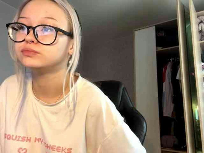 DeniseLindroth live webcam preview