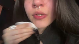 kikilove15 past broadcast snapshot