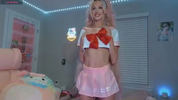 elsa_may past broadcast snapshot