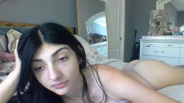 ariiluv21 past broadcast snapshot